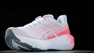 Tênis Asics Novablast 4 Branco e Rosa