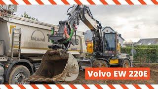 Volvos largest wheeled excavator Rinnens brand new EW 220E