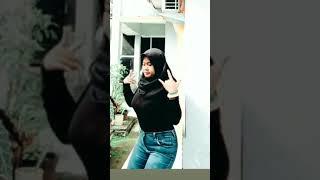 Tik Tok Jilbab gunung gede no bh