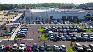 Whole Foods Line Aerial 30sec