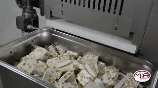 coupeuse barre de nougat cube machines nougat barres cutting #nougat #halwa