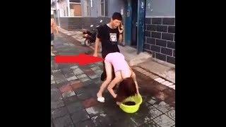 Video Lucu orang cina Bikin ketawa jungkir balik2017    Funny Videos Chinese people Make a laugh