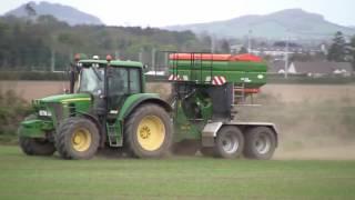 Amazone ZA-TS 4200 Fertilizer Spreader on Meredith Engineering Bogie with John Deere 6430