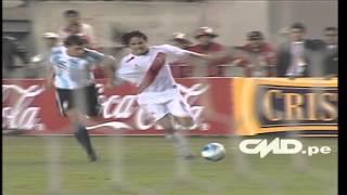 ¡Con los huevos de Vargas  El gol de Johan Fano a Argentina