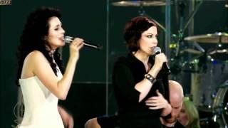 Within Temptation feat. Anneke Van Giersbergen - Somewhere Live HD