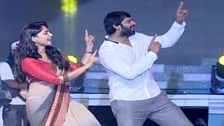 VIDEO  Prabhas Dance On Stage  - Anushka Shetty - SS Rajamouli - Baahubali 2 Trailer Released