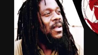 DENNIS BROWN  LOVE ME TENDER  12  WORLD RECORDS REGGAE