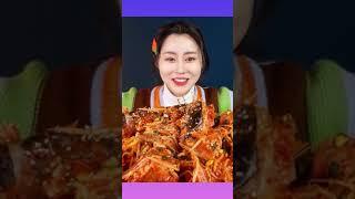 Mukbang new eating styles in Tiktok.