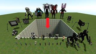 Spartan Kicking Cameraman Team in the Giant Pit  Garrys Mod