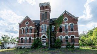 Exploring an Abandoned Gothic Victorian School from 1880