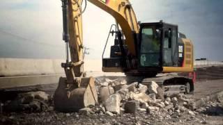 Cat® 320E Heavy Counterweight Model  Dig & Load Heavy Material