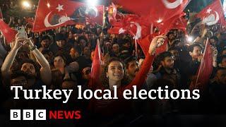 Turkish opposition party beats Erdogan in local elections  BBC News