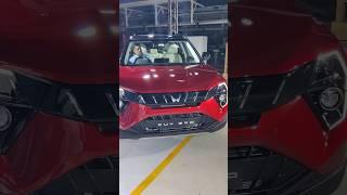 Mahindra XUV 3XO Walkaround - interior Panoramic Sunroof Dual Zone Climate control and boot space