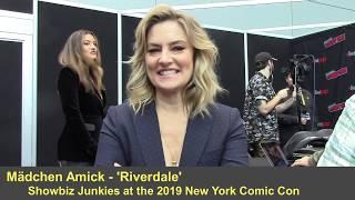 Riverdale - Madchen Amick Interview Season 4