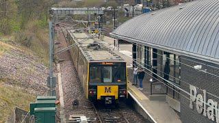Tyne and Wear Metro - Metrocars 40304013 arriving into Pelaw 07042022