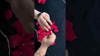 ideas for fresh flower rose petal hair decorationparlour hairstyleBest Bridal Hairstyles with Roses