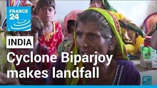 Cyclone Biparjoy makes landfall in India’s Gujarat state • FRANCE 24 English