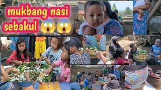 Mukbang Nasi AMONG-AMONG  ada dedek gemes nya