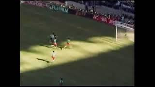 Maradona Great pass to Burruchaga