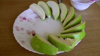 How to Cut and Eat an Apple Guava  Psidium guajava  Video