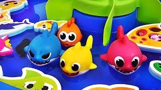 Baby Shark family Bath water gun Play - PinkyPopTOY