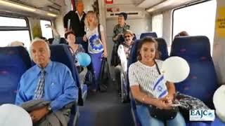 Флешмоб в израильском поезде.