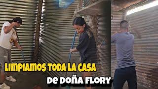 Mira Como Quedo El Piso De Doña Flory