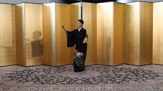 عرض الرقص الياباني الكلاسيكي للسيدة سوميكا واكاياجي