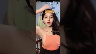 Indonesian girl live with no bra