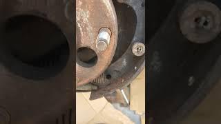 quick and easy way on how to remove axles on a Ford 9-inch rear end