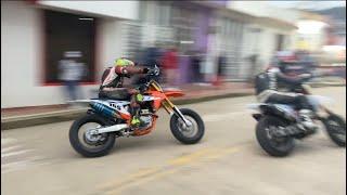 Carrera de Motovelocidad Colombia Categoría Libre-Nariño Gancho DavidBurbano243 y Miko155SUPERMOTO