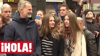 Los Reyes junto a la princesa Leonor y la infanta Sofía acuden a la procesión del Encuentro