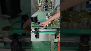 Glass bottle capping machine