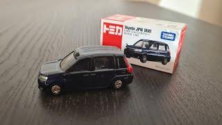 Unboxing Takara Tomy No.27 Toyota Japan Taxi  162 vehicle car model toy