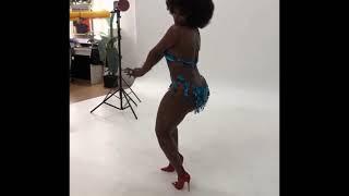 Amara La Negra Twerk 3