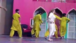 khushboo khan  mujra dance performance asi dovi mil pay kaly