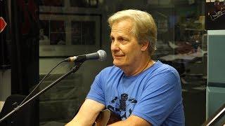 Jeff Daniels Sings An Ode To Clint Eastwood