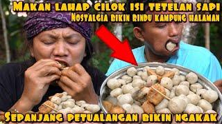 DEDE INOEN LAHAP MAKAN CILOK ISI TETELAN  BORONG PEDAGANG YANG JUALAN DI TENGAH HUTAN