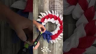 10 Deco Mesh Petal Wreath - Shorts - USA Flag Inspired Wreath - #wreath