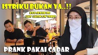 NYAMAR JADI WANITA BERCADAR.? JEMPUT SUAMI DI MALL. BEGINI REAKSI SUAMI.?? ENDINGNYA BAPER