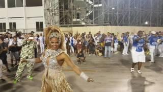 Bianca Monteiro Rainha de Bateria da Portela