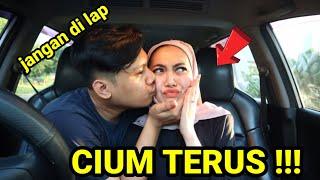 PRANK MAS JAR CIUM MBA UUS TERUS DI LAP ⁉️