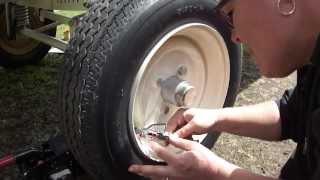 Trailer Wheel Pinstripe Using Beugler Striping Tool