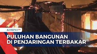 Bangunan Padat Penduduk di Penjaringan Terbakar Begini Usaha Damkar Padamkan Api