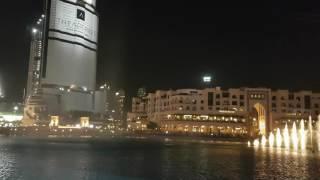 Dubai Mall Waterfountain show