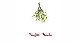 Megan Nicole - Mistletoe 8D Audio