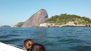 Passeio de lancha no Rio - Rio Island Boat Tour