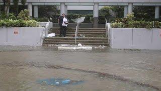 Las fuertes lluvias inundan el Downtown de Miami así está el panorama