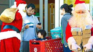 Santa pays for strangers Christmas shopping