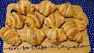 IDEA APERITIVO O ANTIPASTO CROISSANT SALATI SFOGLIATI - BUONI FRAGRANTI E GOLOSI